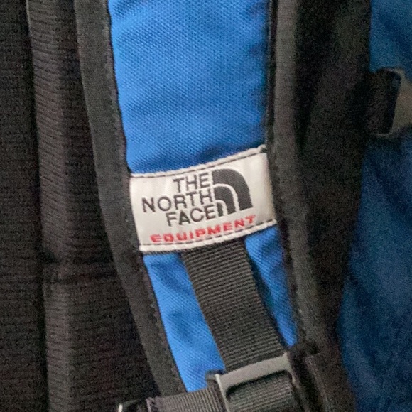 The North Face Back pack - Picture 6 of 8